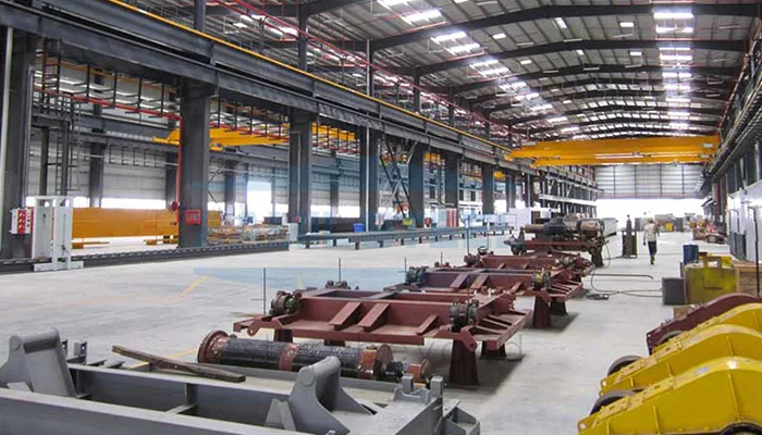 Pre-engineered crane buildings